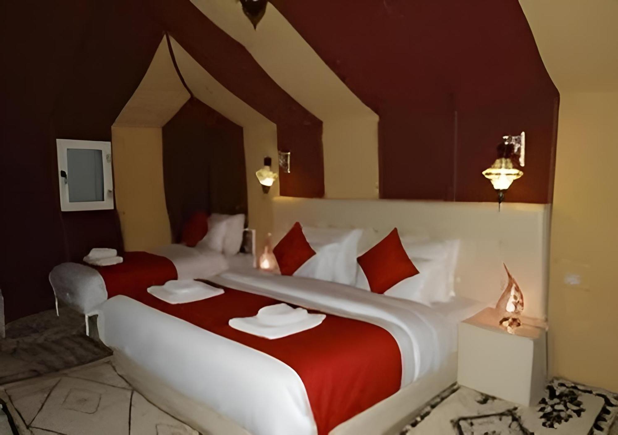 Merzouga Lovely Luxury Camp Dış mekan fotoğraf